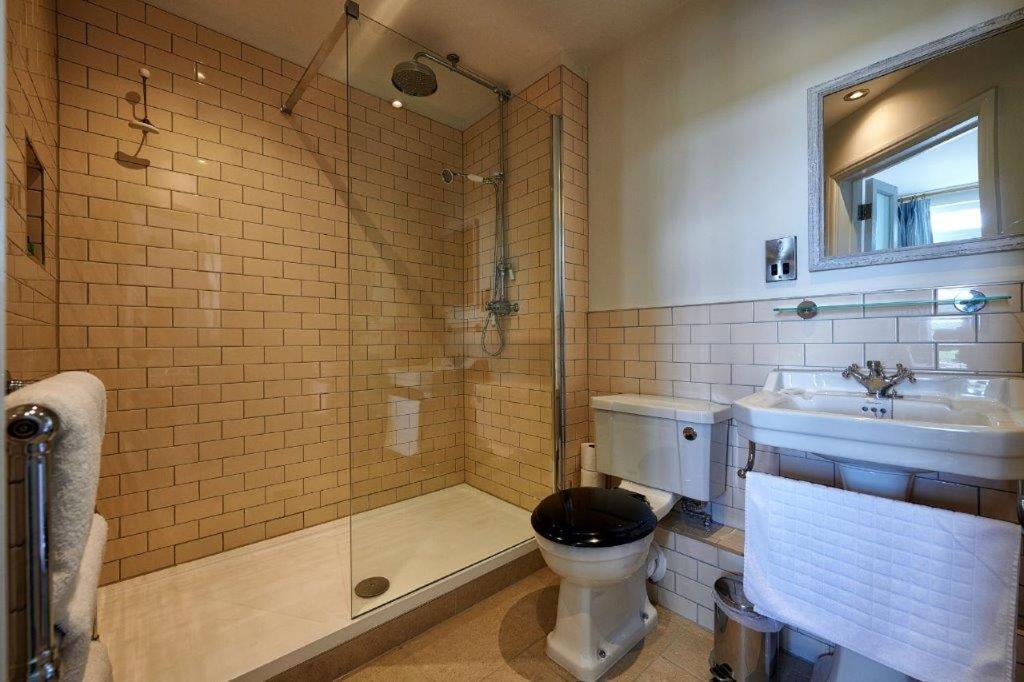 The Boathouse Hotel Bath Buitenkant foto