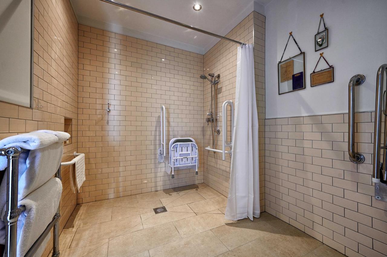 The Boathouse Hotel Bath Buitenkant foto